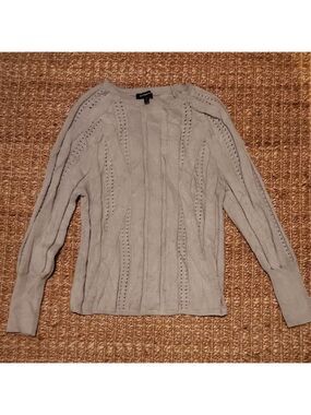 Express Gray Cable Knit Classic Casual Midweight Small Staple Piece Sweater